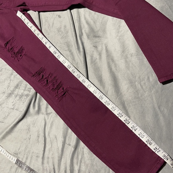 🥰🥰Frame Denim Burgundy Distressed Skinny Jeans🥰🥰 - Picture 10 of 11